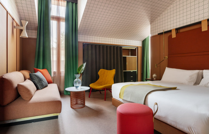 Via Silvio Pellico, 4. Tél. +39 02 80888900. www.room-matehotels.com