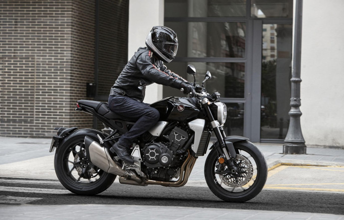 Honda CB1000R.