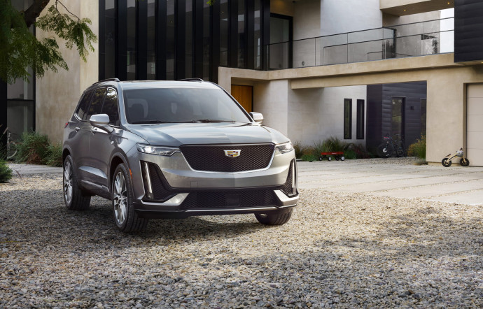 Le nouveau crossover XT6, présenté lui aussi à Détroit… déjà ringardisé par son petit frère électrique ?