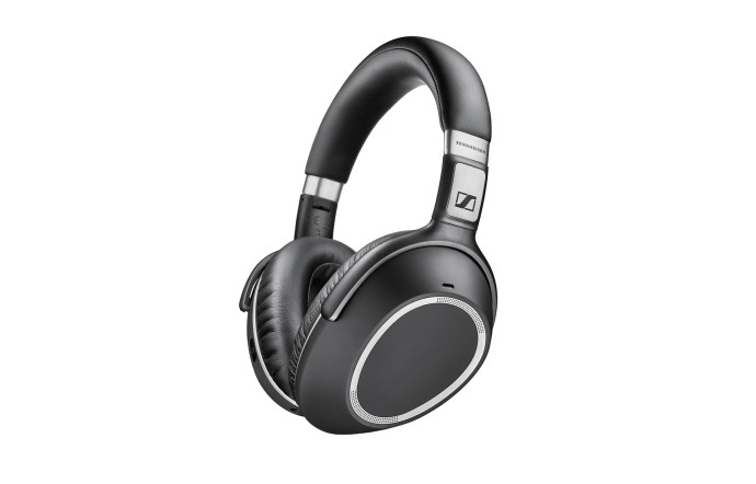 PXC 550, Sennheiser, 349 €.