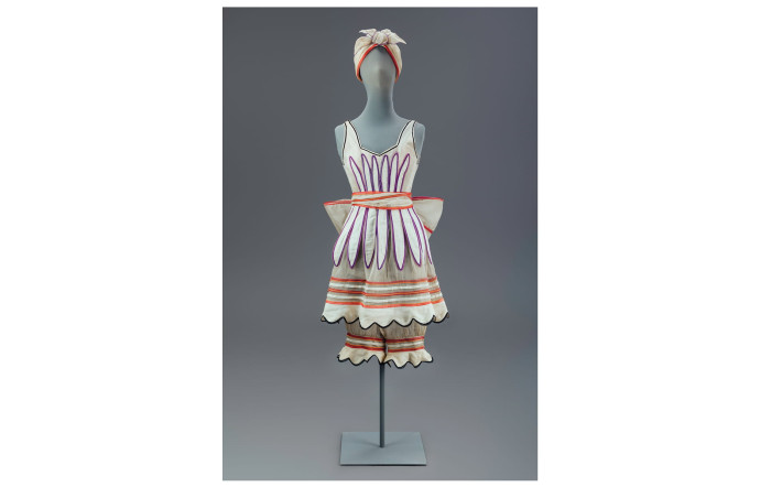 Costume de Louis Touchagues pour Cinéma, ballet de Serge Lifar, palais Garnier, 1888.