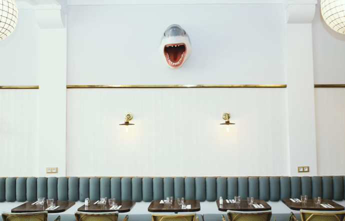 Le Yacht Club, 8 Rue Saint-Lazare, Paris 9e. www.lesnicois.com