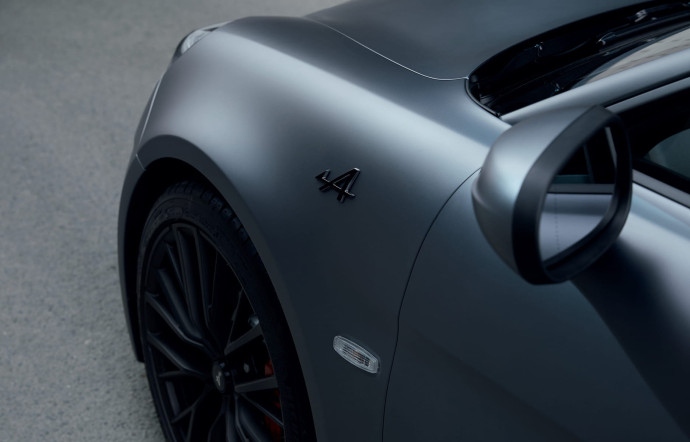 alpine-a110s-insert-09-lucas-mongiello