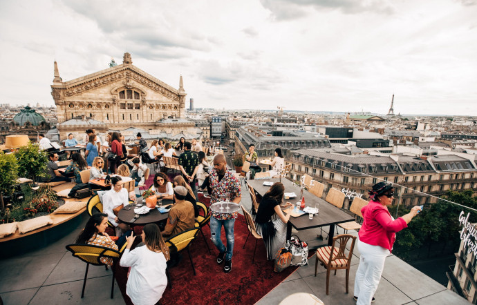 Créatures, un végé avec vue sur le toit des Galeries Lafayette