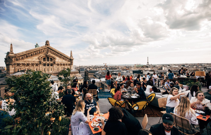 Pour profiter de Créatures, qui fermera ses portes mi-octobre, il faut arriver tôt à l’heure du dîner.