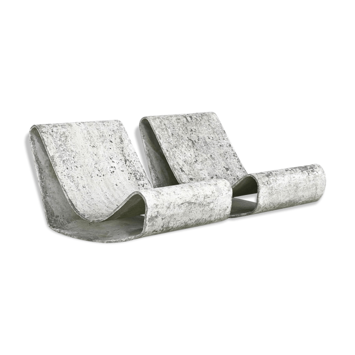 Fauteuil d’extérieur modèle « Loop chair » produit en 1954.