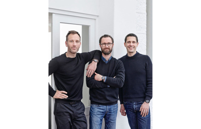 Grégoire Jeanmonod, Augustin Scott de Martinville etElric Petit forment Big-Game.