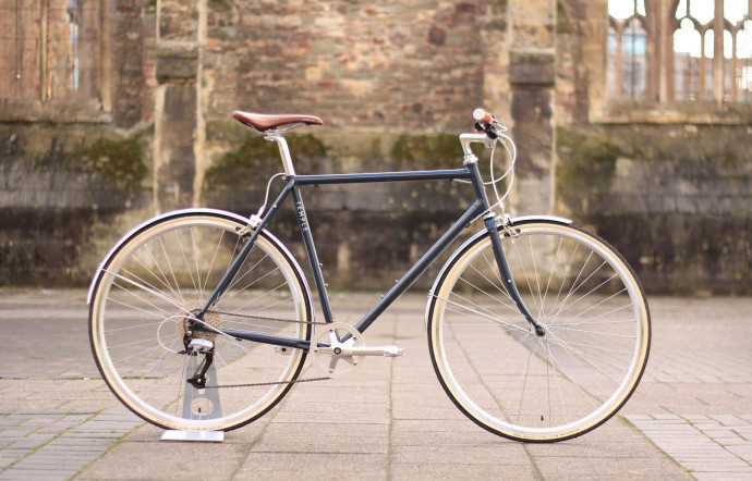 Classic Lightweight, 775 £.
