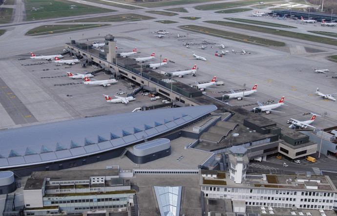 Pour pallier l’encombrement croissant des aéroports, Swiss s’est équipée de Bombardier-Airbus qui offrent 25 % de sièges en plus par rapport aux moyen-courriers.