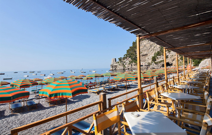 Via Fornillo 41, Fornillo Beach, Positano. Tél. +39 089 875087. www.hotelpupetto.it/