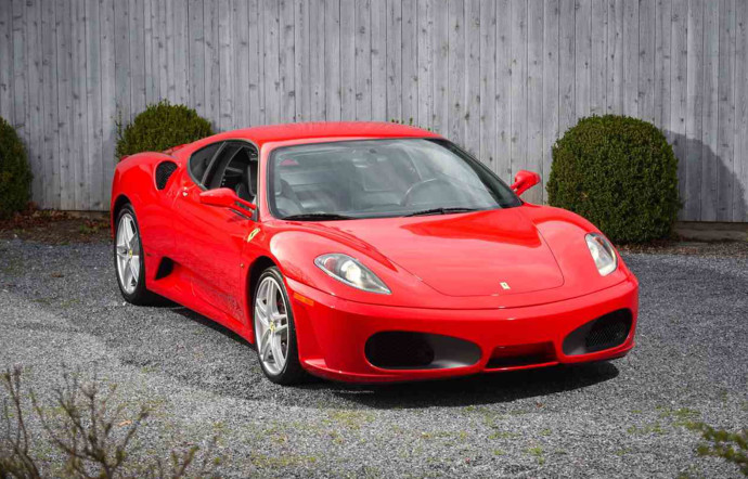 Ferrari F430 (2004).