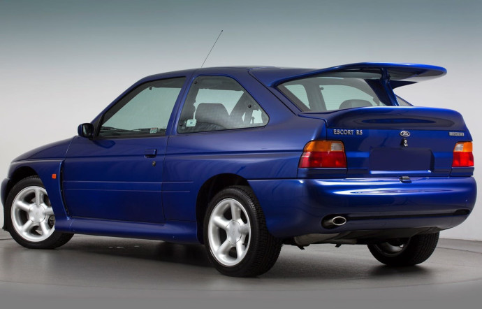 Ford Escort RS Cosworth, le premier coup d’éclat de Frank Stephenson dans les années 80.