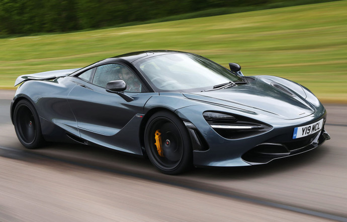 McLaren 720S.
