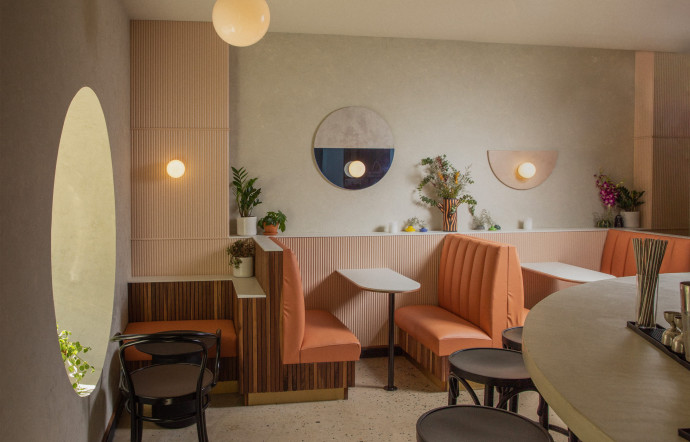 45 Orchard Street. Tél. +1 (646) 490‑4053. www.receptionbar.nyc – New York : 3 restaurants au Lower East Side