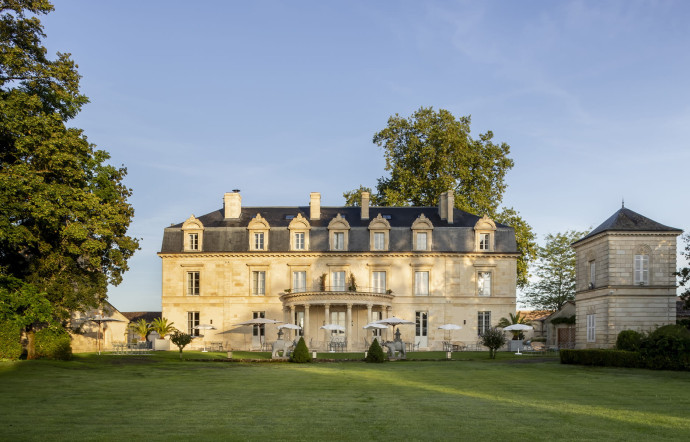 La Maison d’Estournel Route de Poumeys, Leyssac, Saint-Estèphe, Médoc (33). Tél. +33 5 56 59 30 25 www.lamaison-estournel.com