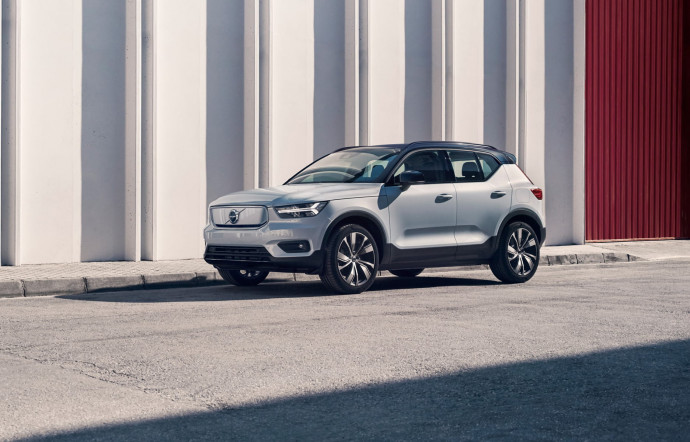 volvo-xc40-recharge-insert-01