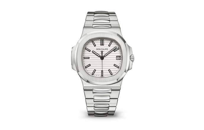 Patek Philippe, 27 780 €. Montres – Shopping : Urban steel