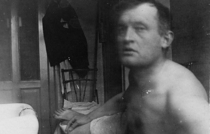 Autoportrait « à la Marat », clinique du Dr Jacobson, Copenhague, 1908-1909.