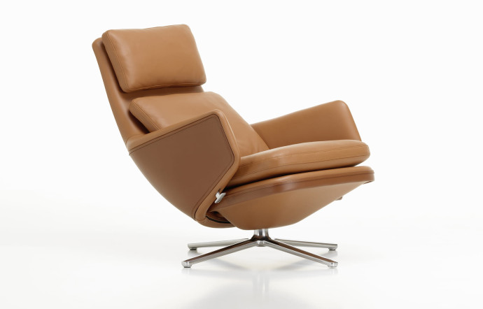 Fauteuil « Grand Relax », une nouvelle invitation à la détente formulée par Antonio Citterio et Vitra.