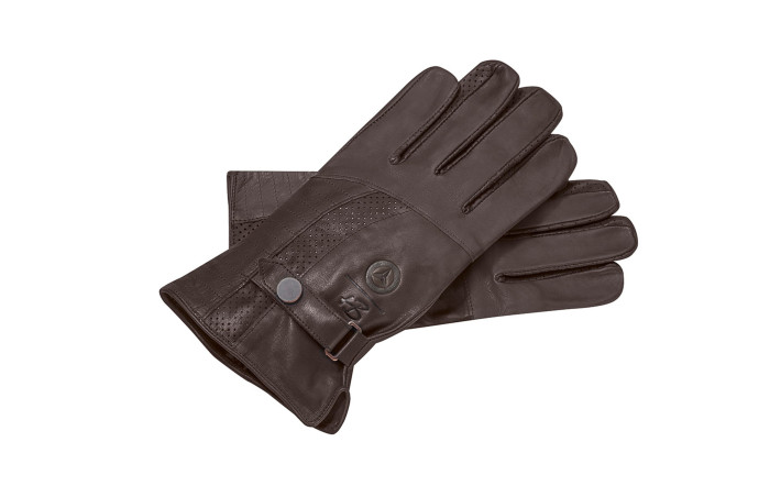 Rhabillés pour l’hiver, mode et accessoires – Mercedes-Benz Classic Store, 159,90 €.