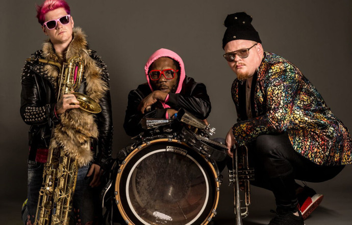Parmi les représentants les plus en vue de la scène actuelle, le groupe Too Many Zooz.