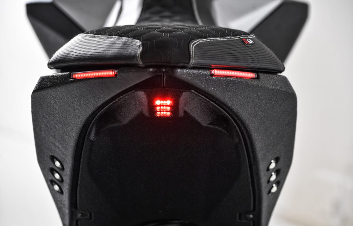 e-racer-zero-insert-rugged-06
