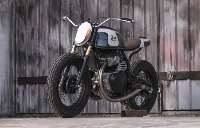 moto-custom-zeus-royal-enfield-insert-04