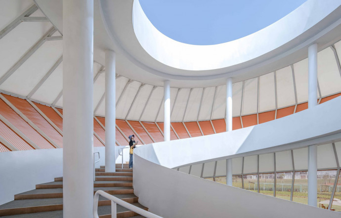 tour-spiral-doarchi-shenzen-insert-04-schran