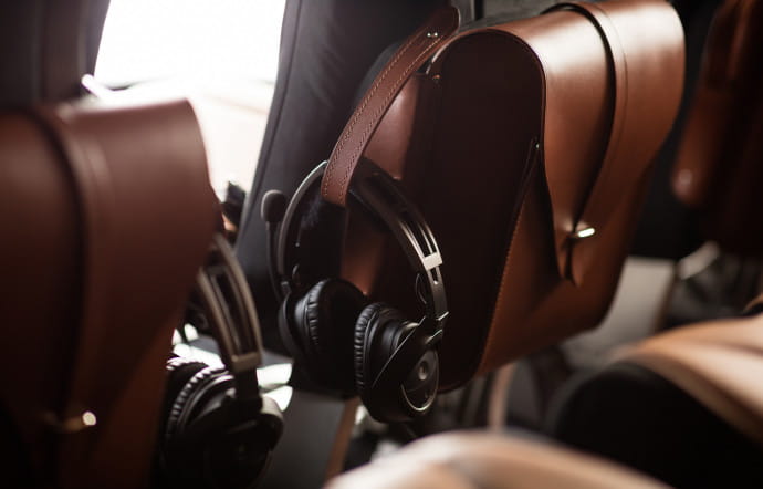 aston-martin-airbus-helicoptere-insert-05