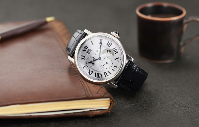 Les sacs représentent 40 % des ventes de Collector Square, et les montres, 30 %.