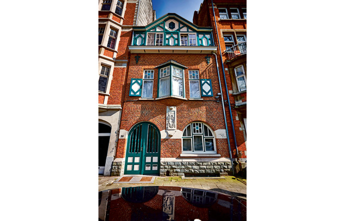 La villa « comme en bord de mer » de Joseph Van Tuyn, 1927, 30, avenue Paul‑Deschanel, Schaerbeek.