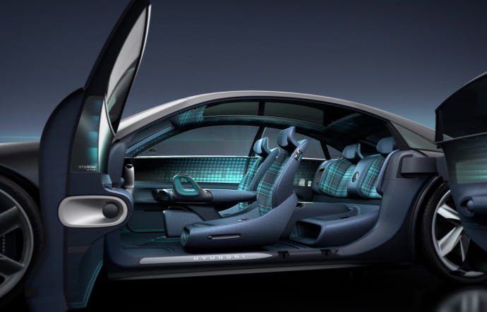 hyundai-prophecy-voiture-concept-electrique-sans-volant-insert-04