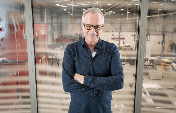David Brown a fondé David Brown Automotive en 2013.
