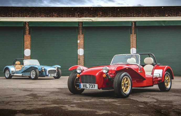 caterham-super-seven-1600-voiture-retro-insert-04