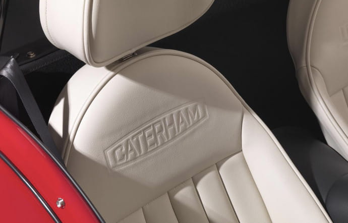 caterham-super-seven-1600-voiture-retro-insert-05