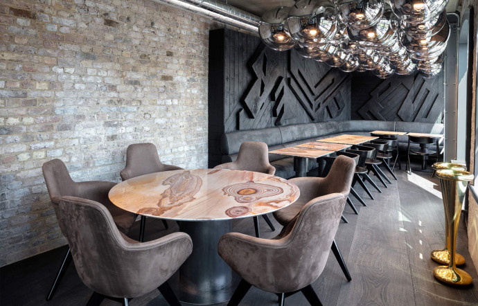 City-guide : nos tables préférées à Londres – 2 Bagley Walk. Tél. +44 (0)20 3848 6085. www.coaloffice.com