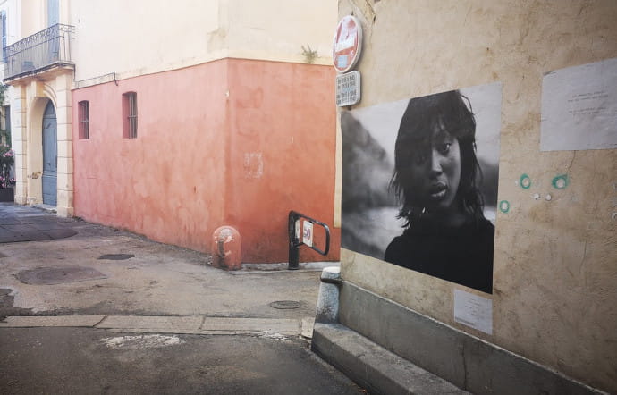 images-perdues-expo-photo-arles-street-art-insert-01-peter-lindbergh-cellulearchives