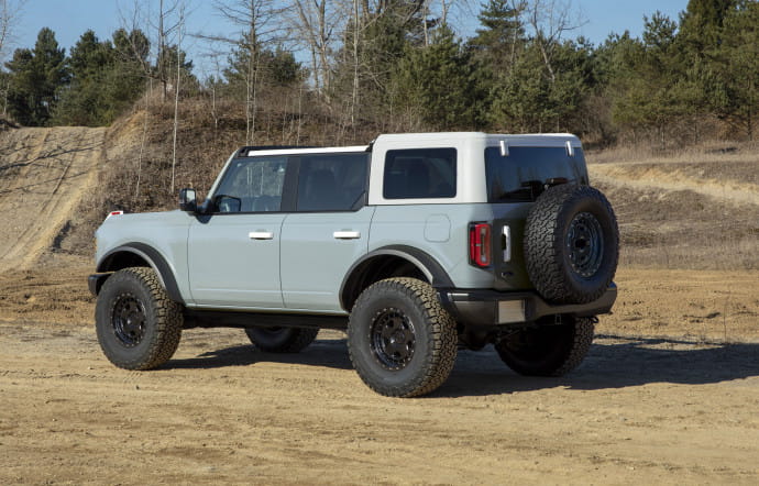 nouveau-4x4-ford-bronco-voiture-insert-05
