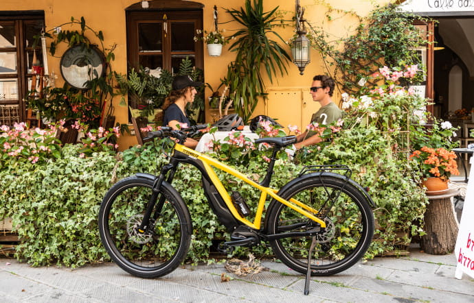 ducati-decline-son-scrambler-en-velo-electrique-insert-03