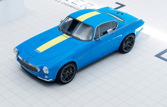 volvo-p1800-cyan-racing-restomod-automobile-voiture-annees-60-insert-04
