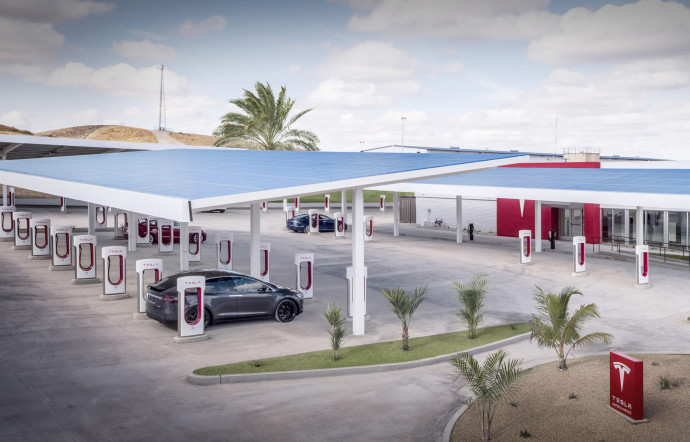 Superchargeurs : Tesla vs le reste du monde.