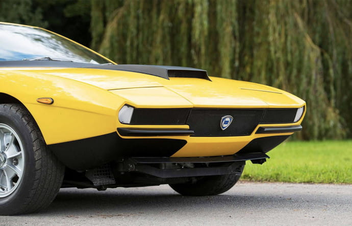 lancia-fulvia-coupe-hf-competizione-concept-car-encheres-vente-voiture-collection-insert-05