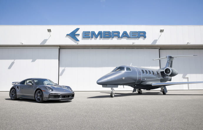 porsche-embraer-911-jet-prive-voiture-avion-insert-03