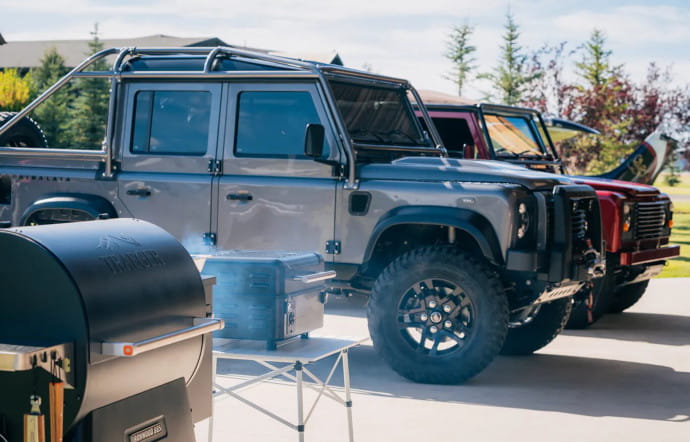 avion-land-rover-defender-kodiak-insert-02