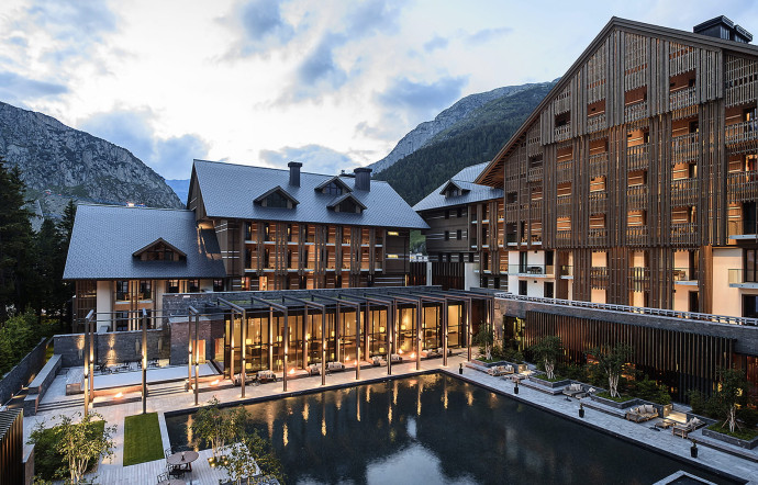 Gotthardstrasse 4. Tél. +41 41 888 74 88. www.thechediandermatt.com / www.lhw.com