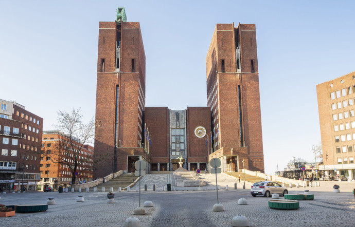 Radhusplassen 1. www.oslo.kommune.no – Architecture à Oslo