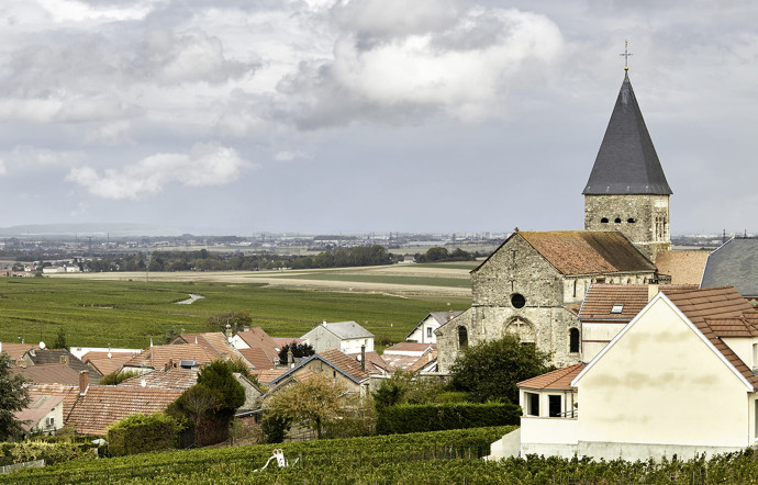 Les liens entre les maisons de champagne et l’art sont étroits, comme en témoigne le fief de Ruinart, la maison de champagne la plus ancienne, fondée en 1729.