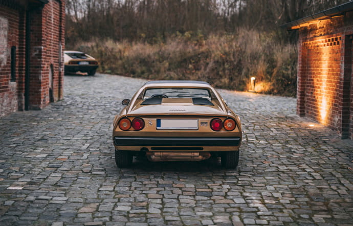 encheres-sothebys-paris-bentley-ferrari-insert-08-308-gts