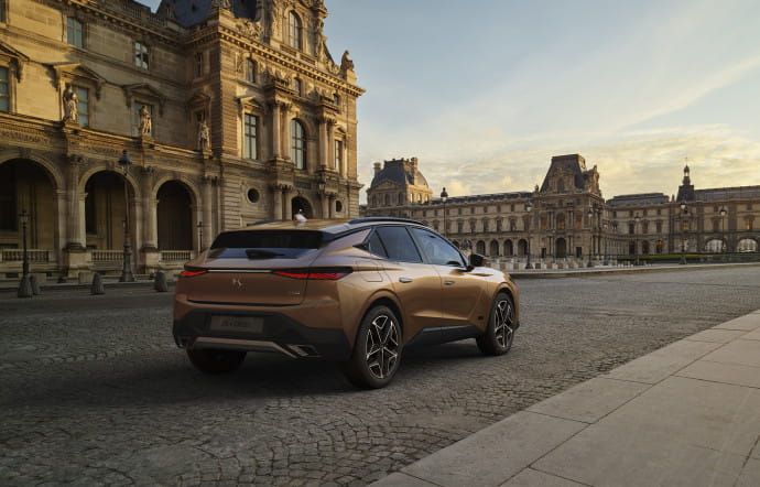 ds-4-voiture-nouvelle-auto-insert-06