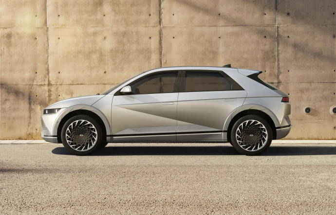 hyundai-ioniq-5-nouvelle-voiture-suv-compact-2021-insert-01